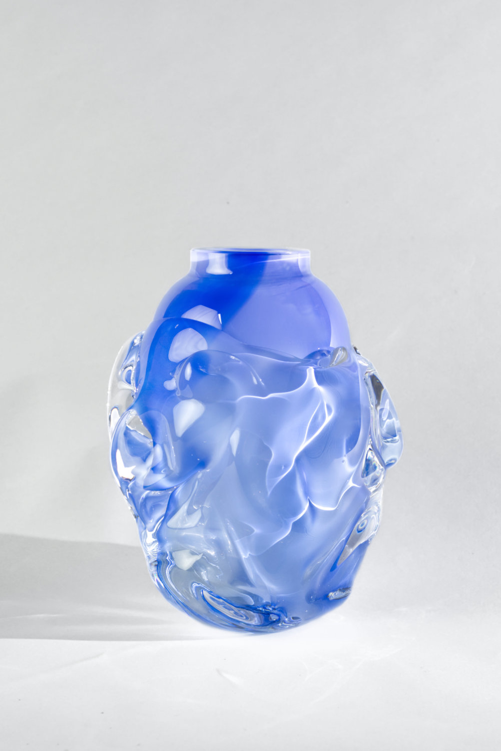 PERSONA S-size Sculptural Vase / Cream - Image 3