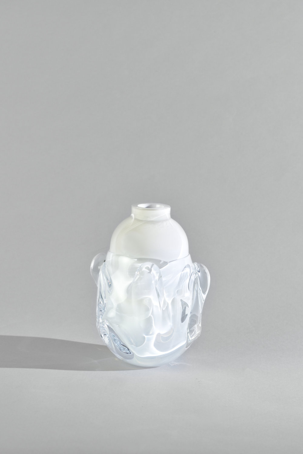 PERSONA S-size Sculptural Vase / Cream